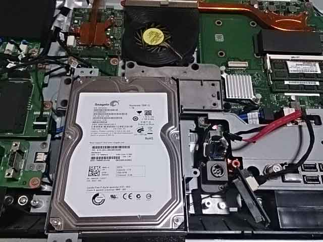 ハードディスク故障・交換 - パソコン修理