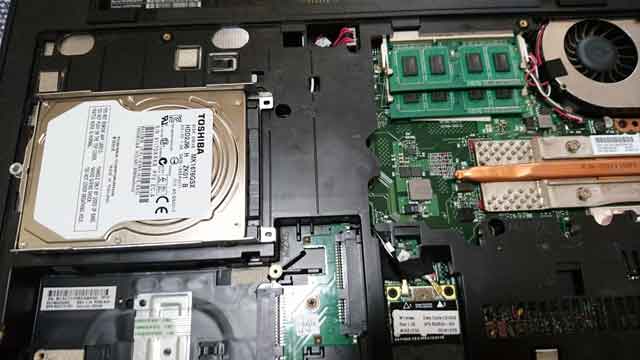 故障したノートパソコンのハードディスク交換-福岡市南区