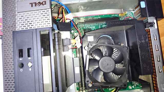 ＰＣ内クリーニング後のDELLパソコン2