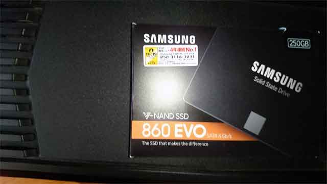 糟屋郡新宮町: SAMSUNG 860EVO SSD交換修理の画像